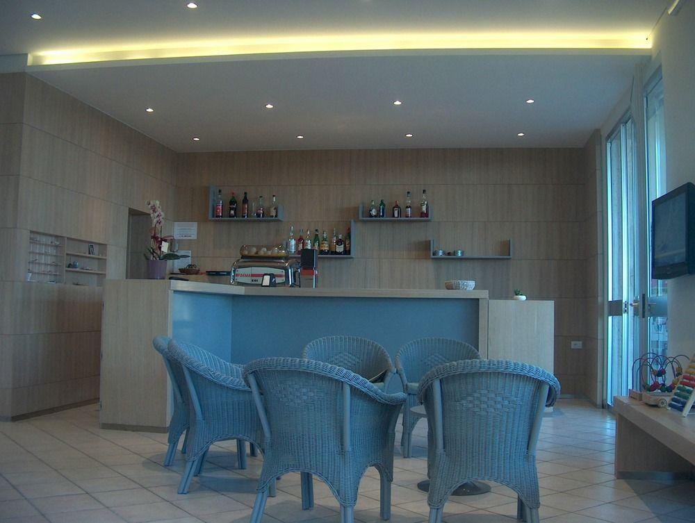Hotel Trevi Cesenatico Εξωτερικό φωτογραφία